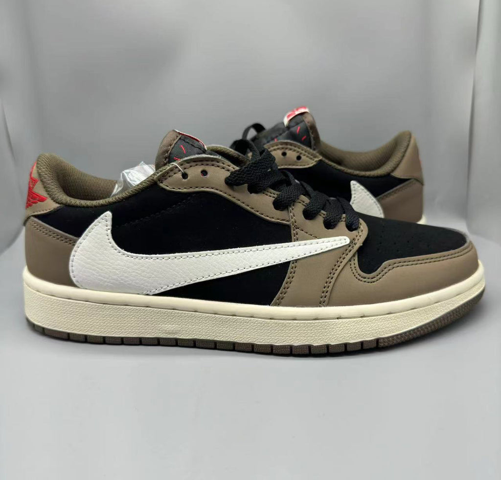 JORDAN 1 LOW Travis Marron