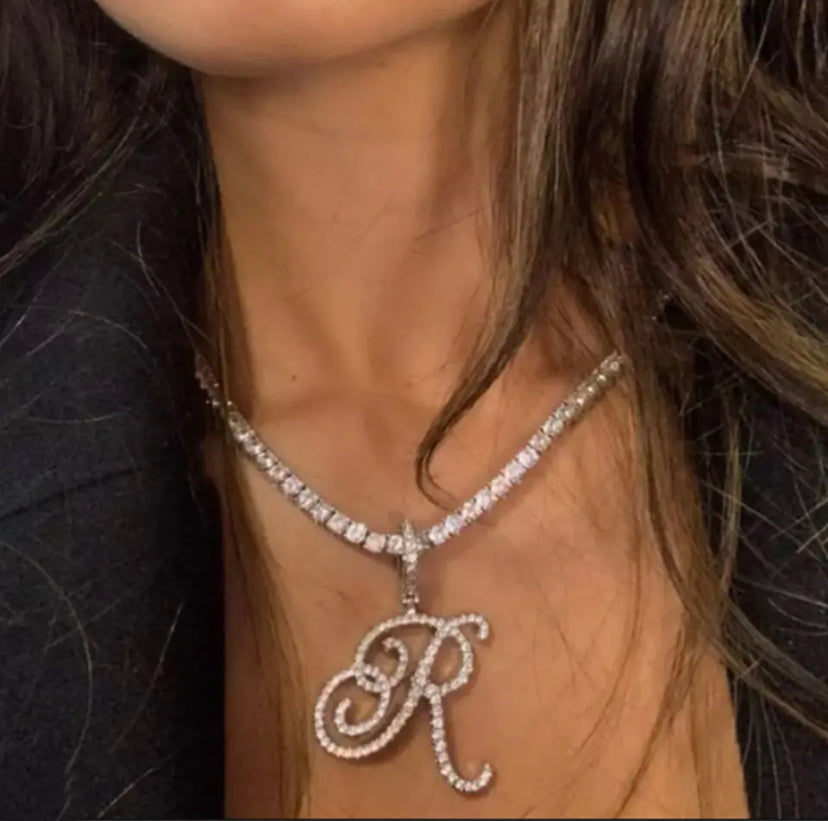Collier Pendentif Lettre 💎