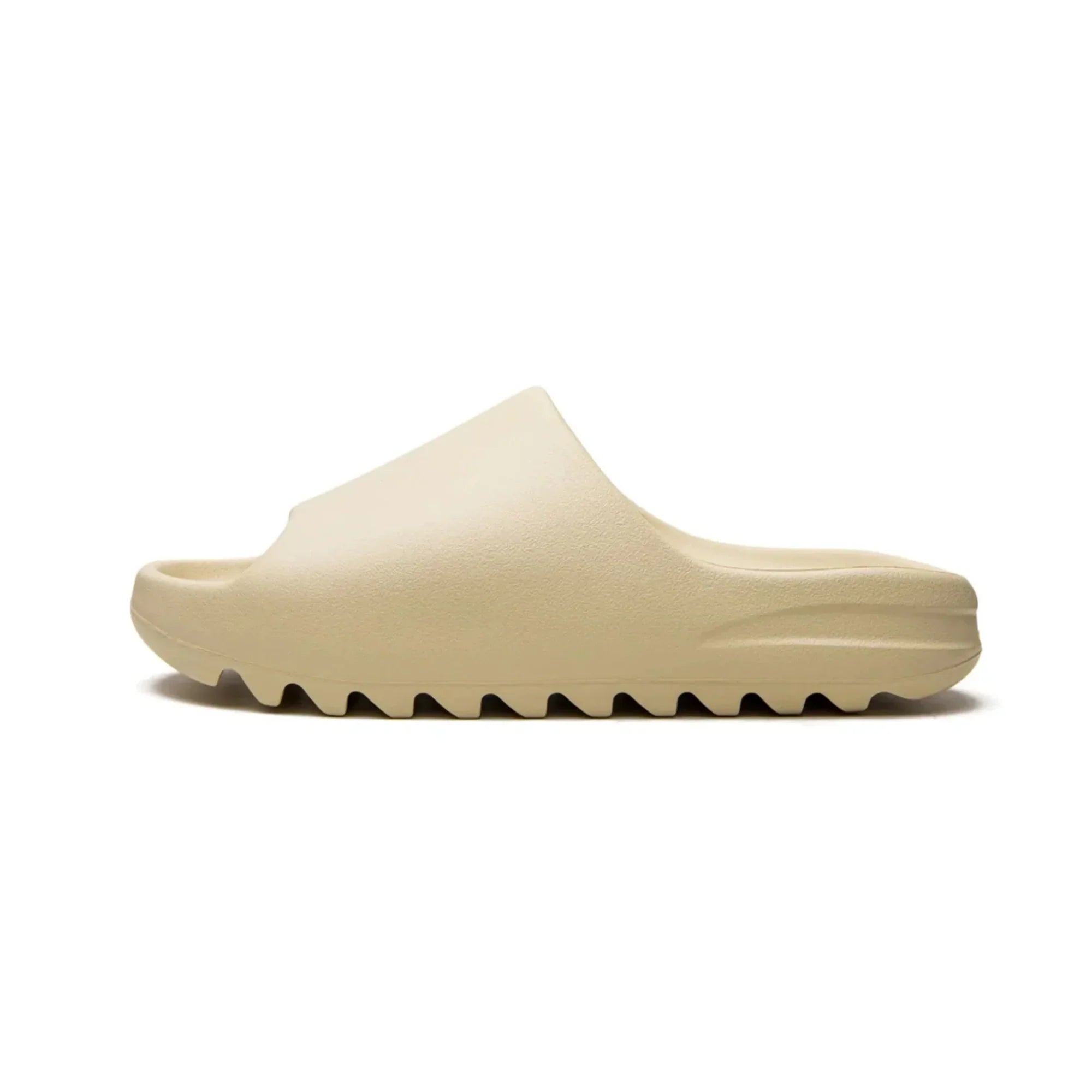 Yeezy slide Beige