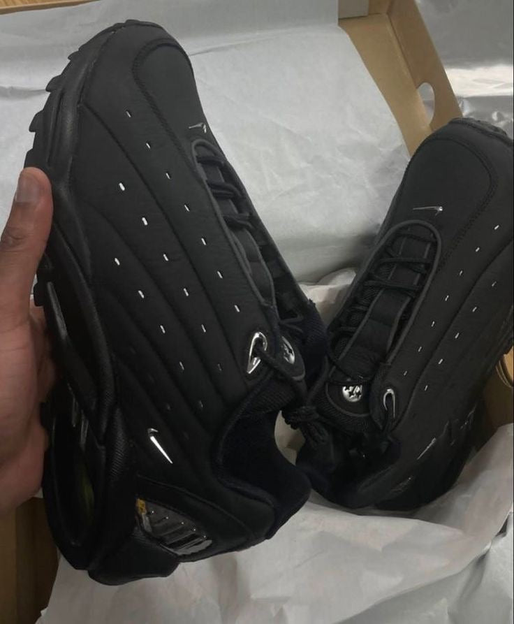 Nocta 1 Black