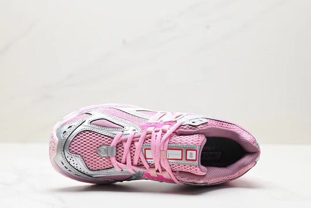 New Balance 740 Pink Edition